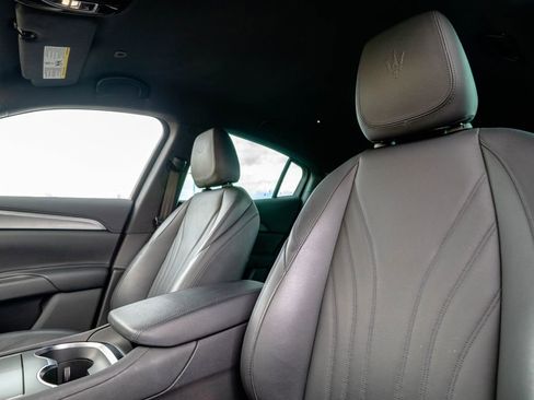 Used 2024 Maserati Grecale GT AWD/4WD image 6