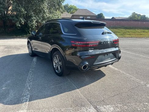 Used 2023 Genesis GV70 3.5T Sport w/ Sport Advanced Package AWD/4WD image 8
