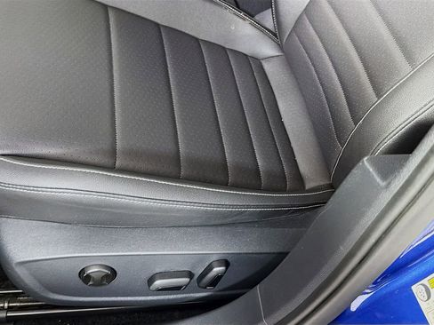 Used 2024 Volkswagen Jetta SE FWD image 22