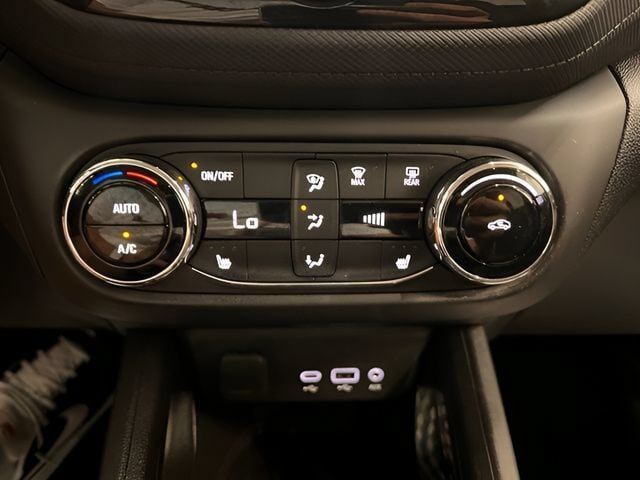 Used 2023 Chevrolet TrailBlazer LT w/ Convenience Package AWD/4WD image 23
