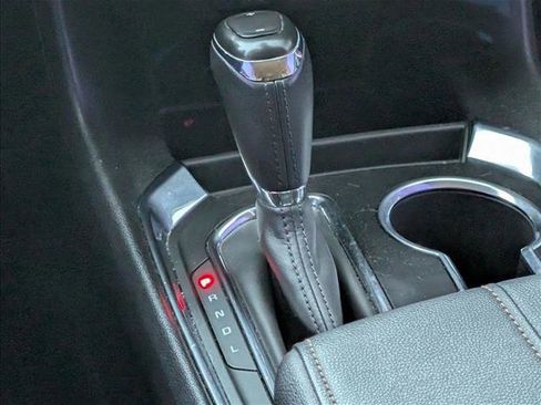 Used 2020 Chevrolet Traverse RS w/ LPO, 'HIT The Road' Package image 17