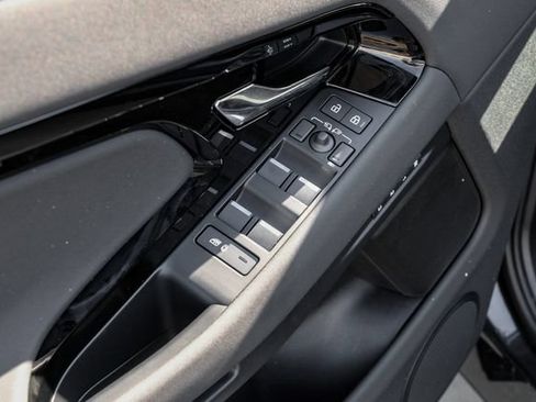 New 2026 Land Rover Range Rover Evoque S AWD/4WD image 53