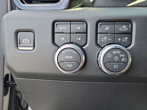 New 2026 GMC Sierra 1500 AT4 w/ AT4 Premium Package image 23