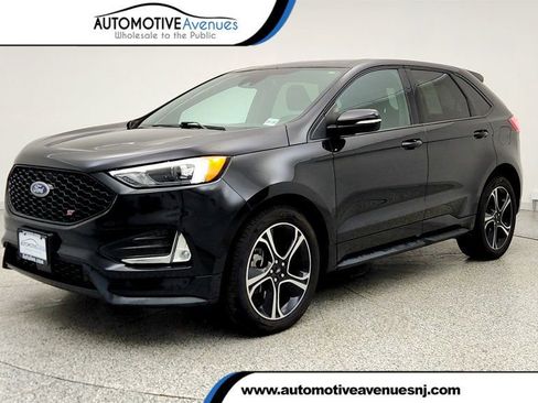 Used 2023 Ford Edge ST image 1