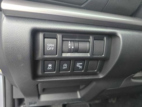 Used 2023 Subaru Crosstrek 2.5i Limited image 31