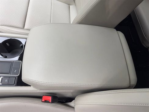 Used 2023 Volkswagen Atlas SE w/ Panoramic Sunroof Package image 74