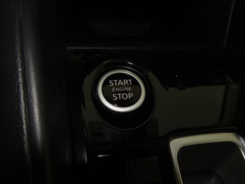 New 2025 Nissan Versa SV w/ Trunk Package image 26