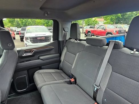 Used 2023 Chevrolet Silverado 1500 RST w/ Z71 Off-Road Package AWD/4WD image 15