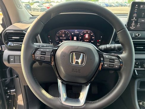 New 2026 Honda Pilot Touring image 12