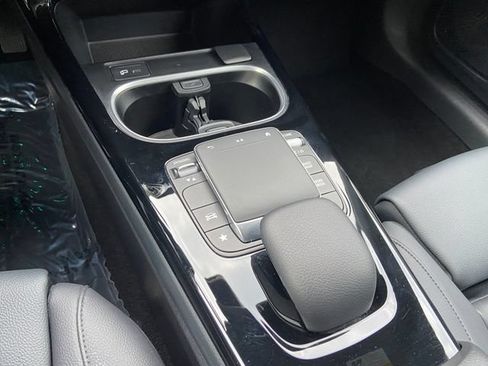 Used 2023 Mercedes-Benz CLA 250 4MATIC image 22