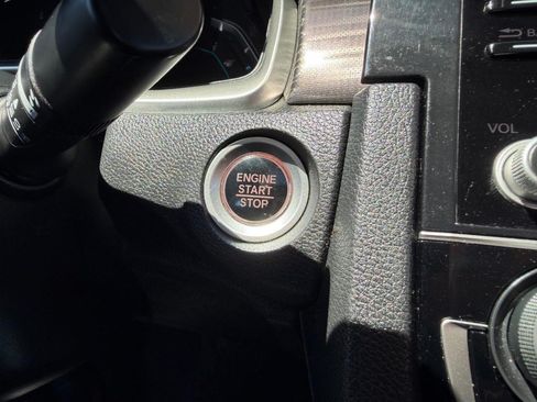 Used 2019 Honda Civic EX image 33