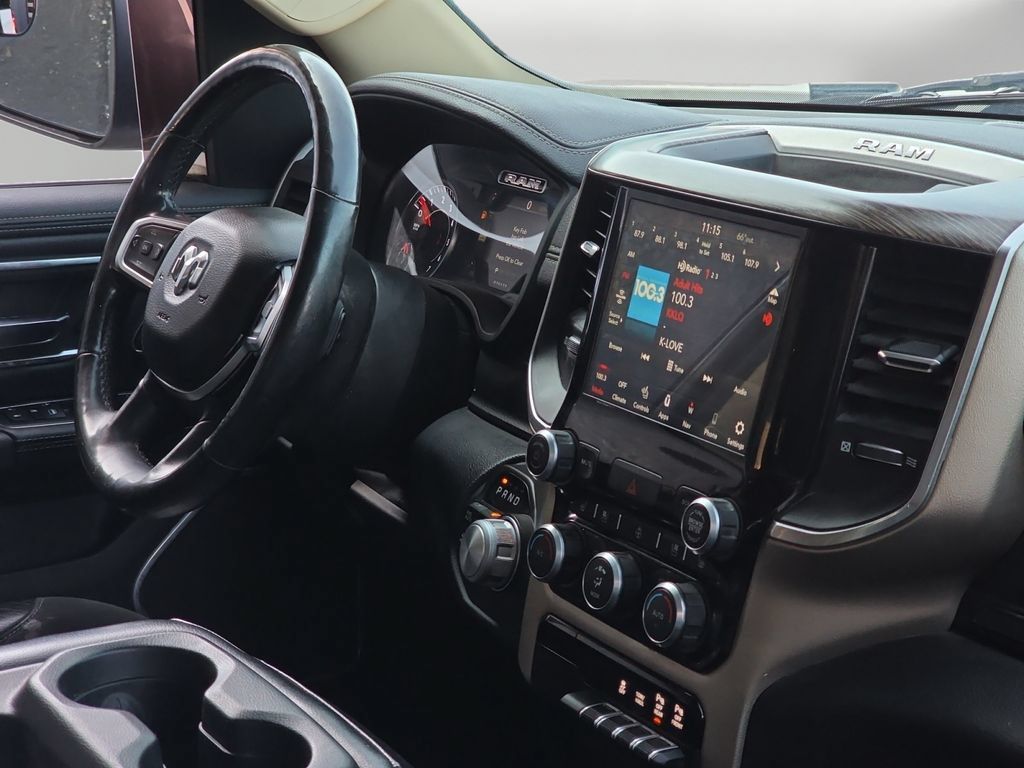 Used 2019 RAM 1500 Laramie AWD/4WD image 21