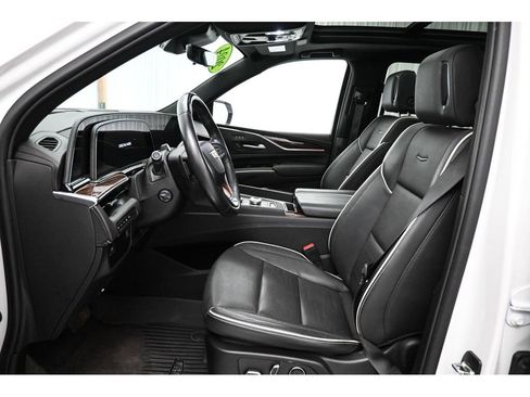 Certified 2024 Cadillac Escalade ESV Premium Luxury w/ LPO, Floor Liner Package AWD/4WD image 12