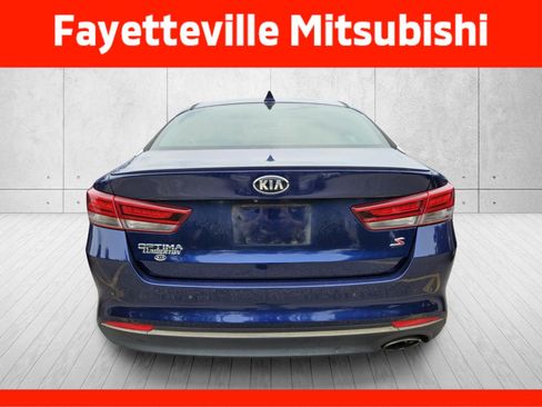 Used 2018 Kia Optima S FWD image 8