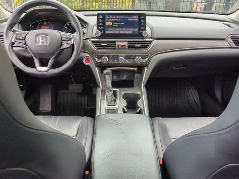 Used 2018 Honda Accord EX-L image 16