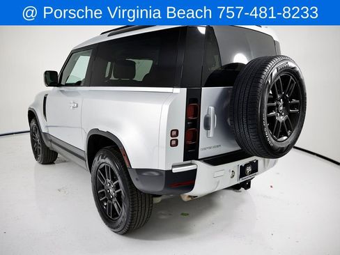 Used 2023 Land Rover Defender 90 S image 8