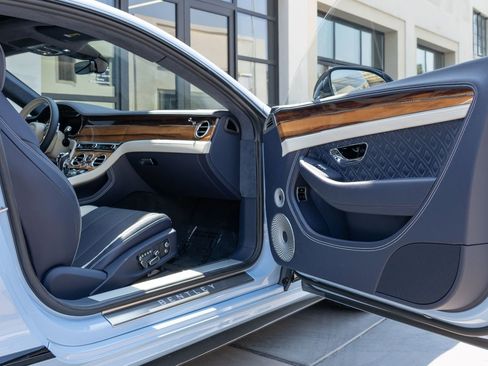 Used 2024 Bentley Continental GT S image 35
