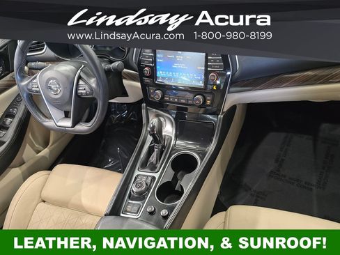 Used 2017 Nissan Maxima Platinum FWD image 10