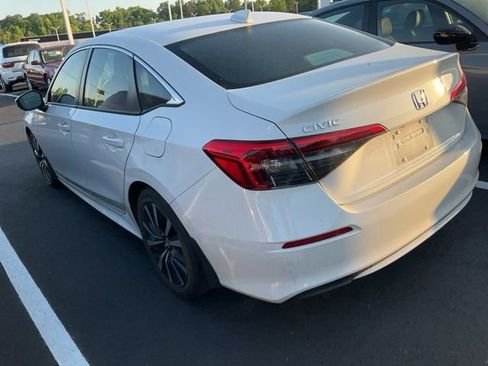 Used 2023 Honda Civic EX image 9