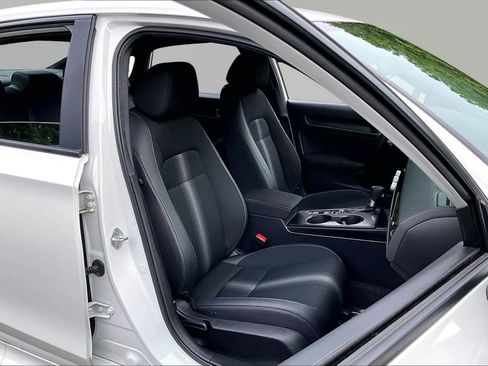 Certified 2024 Honda Civic Sport image 19