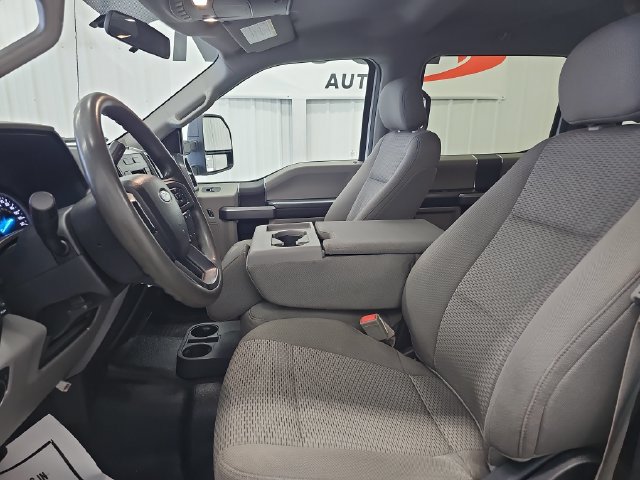 Used 2019 Ford F350 XLT AWD/4WD image 9
