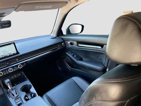 Used 2024 Honda Civic Touring image 24