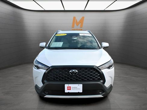 Certified 2023 Toyota Corolla Cross LE AWD/4WD image 6