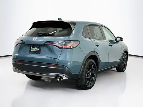 Used 2025 Honda HR-V Sport image 9