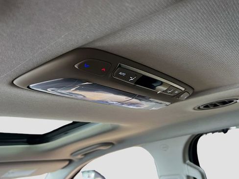 New 2025 Kia Telluride S image 28