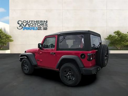 Used 2025 Jeep Wrangler Sport AWD/4WD image 27