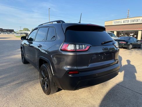 Used 2021 Jeep Cherokee Latitude Plus image 5