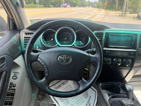 Used 2006 Toyota 4Runner Sport RWD image 20