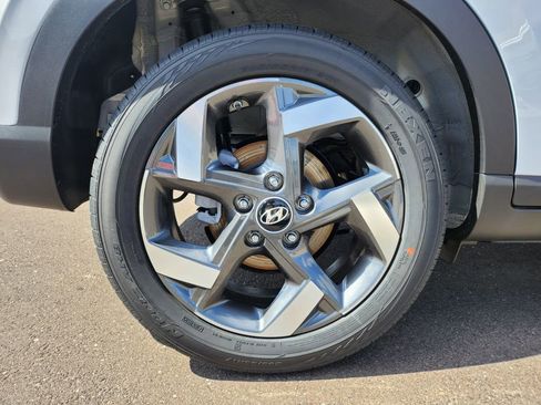 New 2026 Hyundai Venue SEL FWD image 33