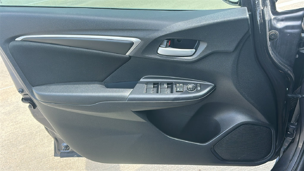 Used 2020 Honda Fit LX image 19