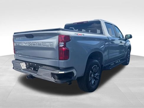 Used 2024 Chevrolet Silverado 1500 LT AWD/4WD image 6