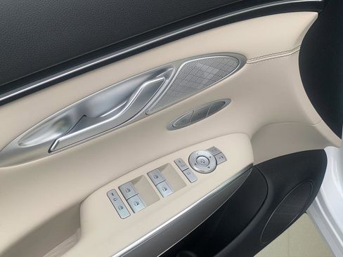 Certified 2026 Genesis GV70 2.5T Select image 17