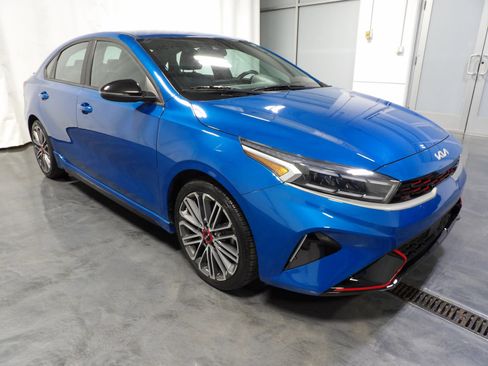 Used 2023 Kia Forte GT FWD image 2