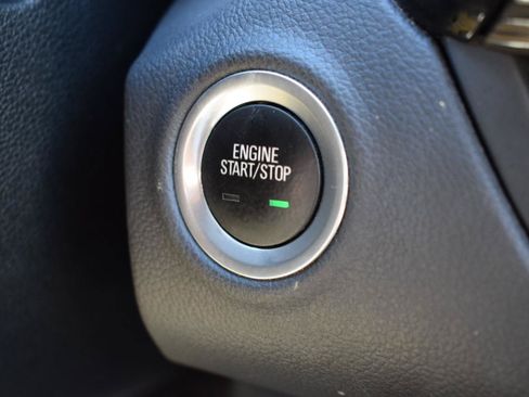 Used 2020 Buick Envision Essence AWD/4WD image 23