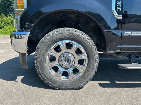 Used 2022 Ford F350 King Ranch w/ King Ranch Ultimate Package AWD/4WD image 9