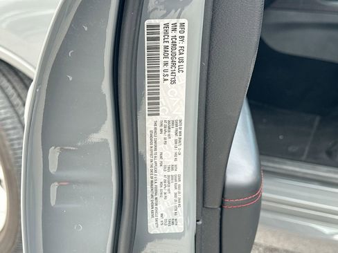 Used 2024 Dodge Durango GT image 35