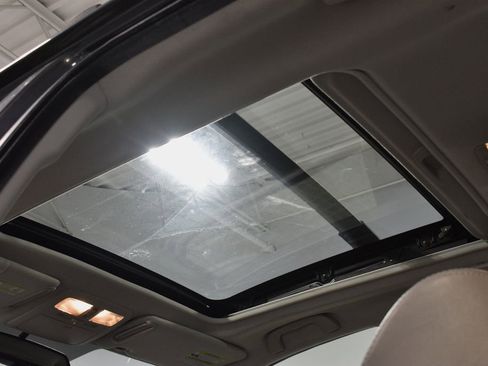 Used 2015 Subaru Forester 2.5i Limited w/ Protection Package #2 image 40