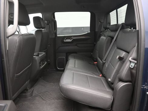 Used 2022 Chevrolet Silverado 1500 LT Trail Boss w/ LT Trail Boss Premium Package AWD/4WD image 7