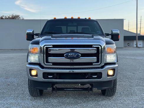 Used 2016 Ford F250 Lariat w/ Lariat Ultimate Package image 2