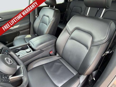 Certified 2025 Nissan Pathfinder SL w/ Cargo Package AWD/4WD image 21