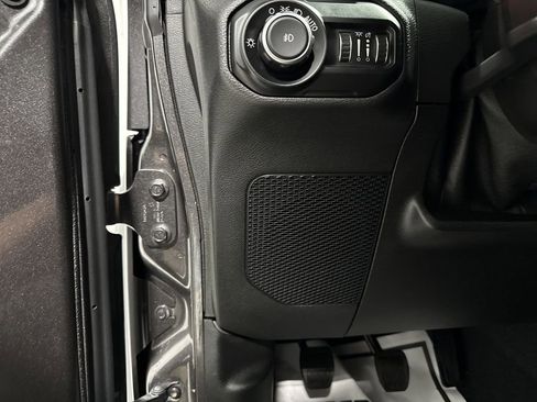 Used 2021 Jeep Wrangler Unlimited Rubicon image 25