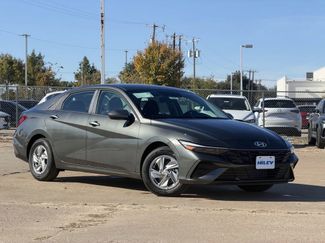 New 2026 Hyundai Elantra SE w/ Cargo Package video 2