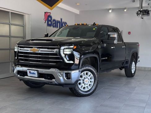 Certified 2024 Chevrolet Silverado 2500 LTZ w/ LTZ Convenience Package AWD/4WD image 2
