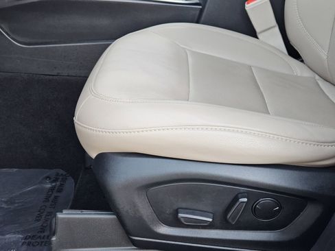 Used 2023 Ford Explorer Limited w/ Equipment Group 301A image 30