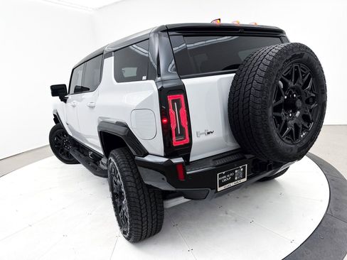 Used 2025 GMC Hummer EV 2X image 31