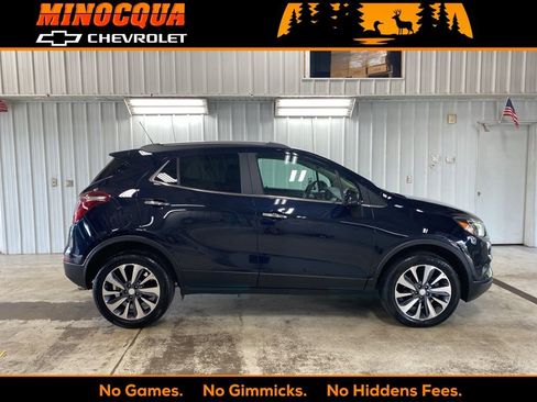 Used 2021 Buick Encore Preferred AWD/4WD image 1
